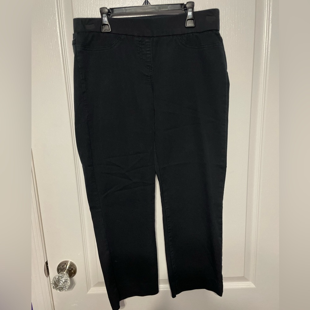 Kim Rogers Petite size 6 black stretchy capris